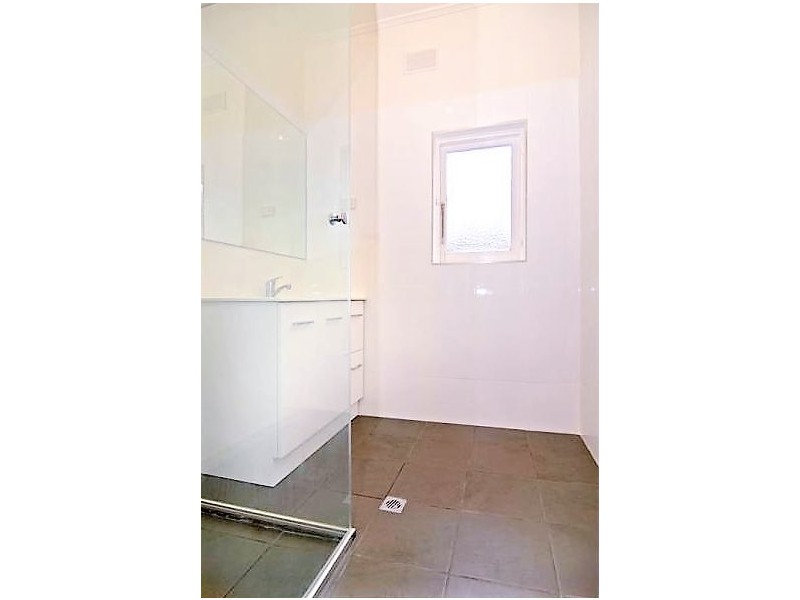 11 Neville Ave, Clarence Gardens SA 5039