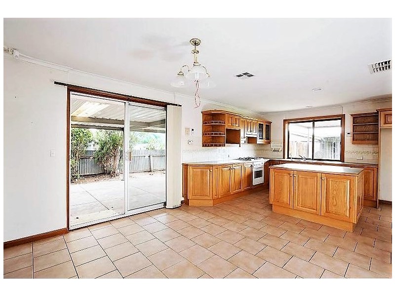 9A Pemberton St, Oaklands Park SA 5046