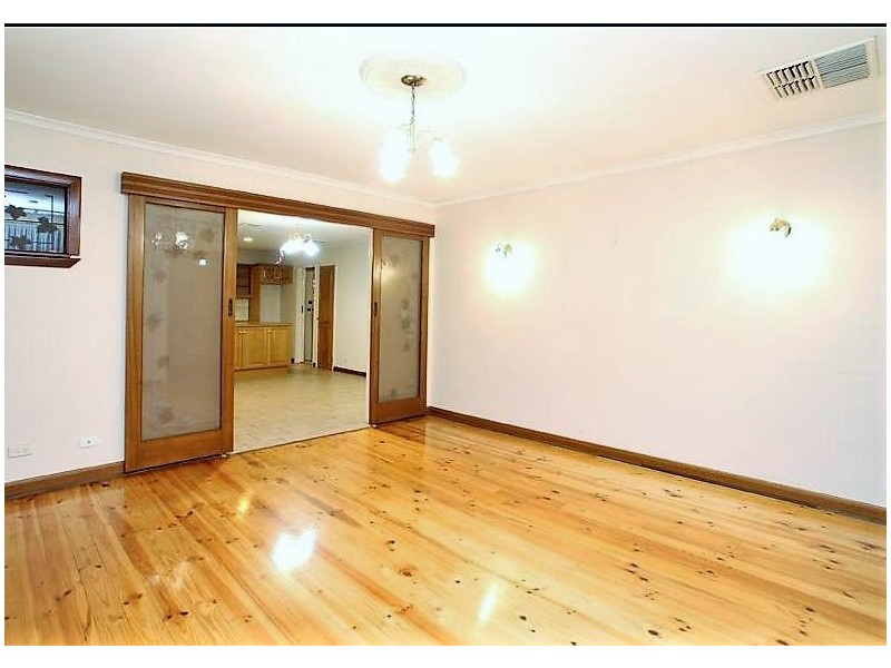 9A Pemberton St, Oaklands Park SA 5046
