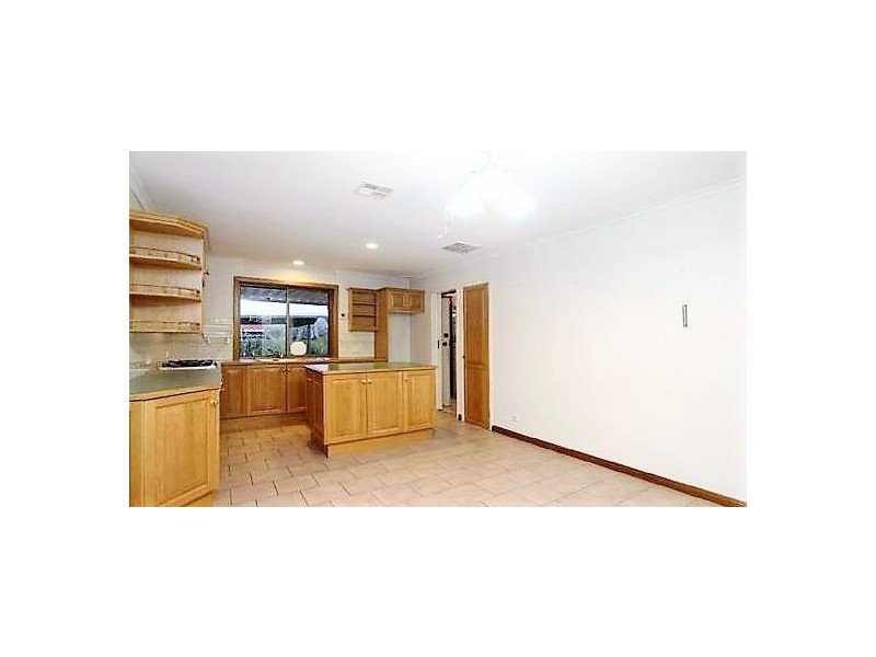 9A Pemberton St, Oaklands Park SA 5046