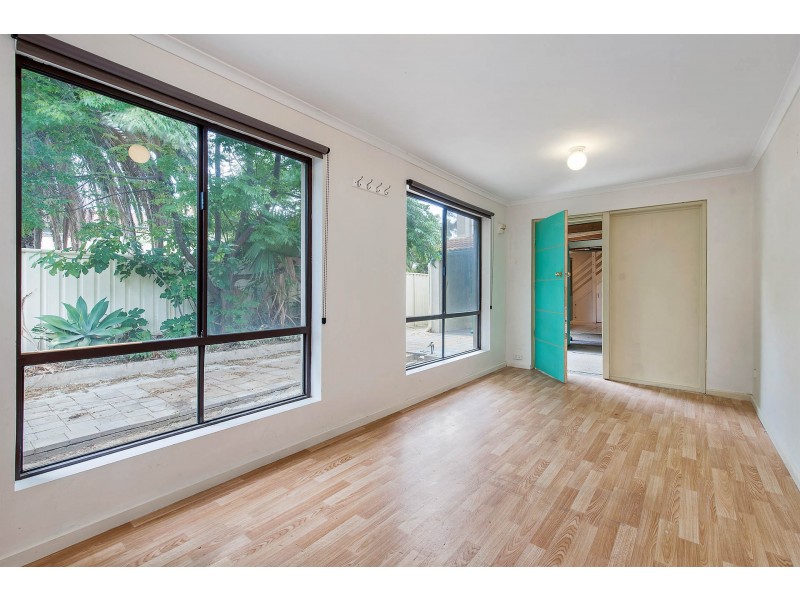 19 Curlew Court, Semaphore Park SA 5019