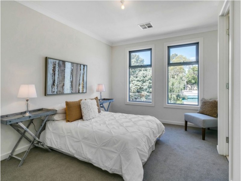 2B Gregory Avenue, Campbelltown SA 5074