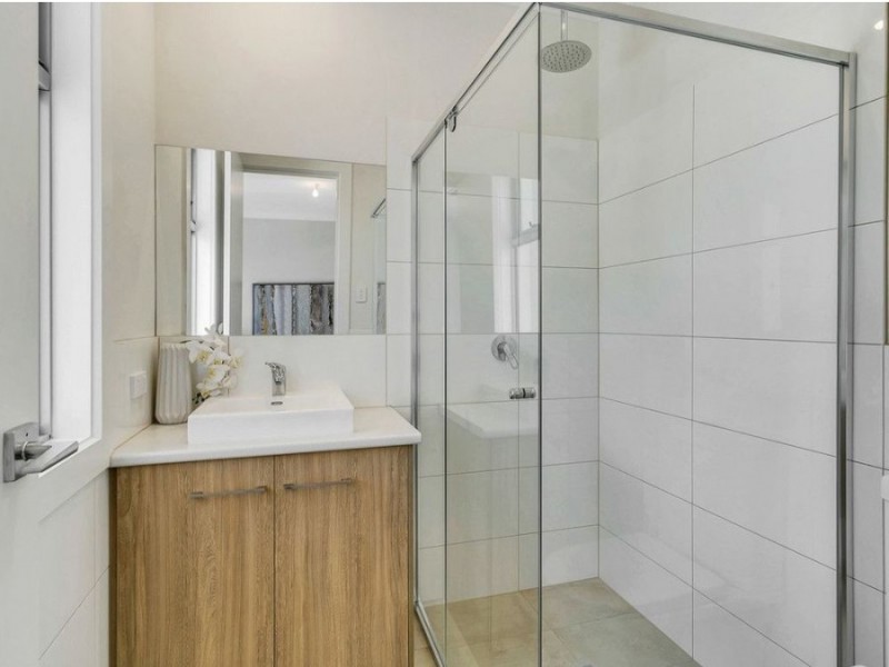 2B Gregory Avenue, Campbelltown SA 5074