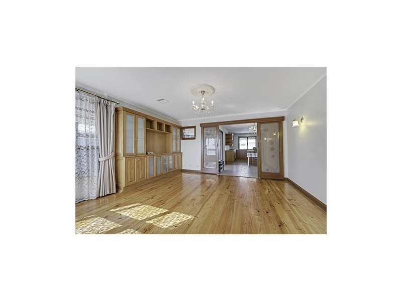 9A Pemberton St, Oaklands Park SA 5046