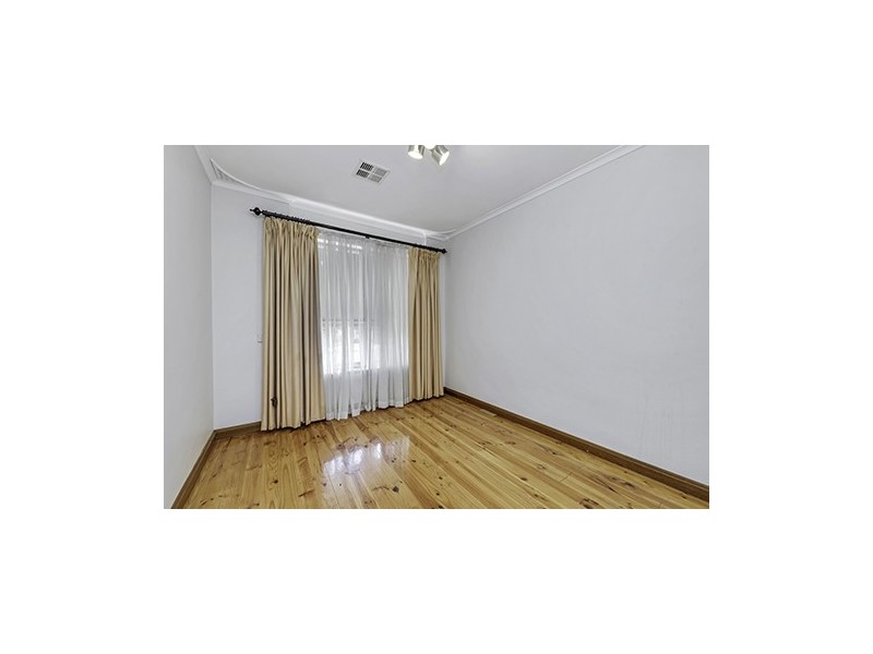 9A Pemberton St, Oaklands Park SA 5046