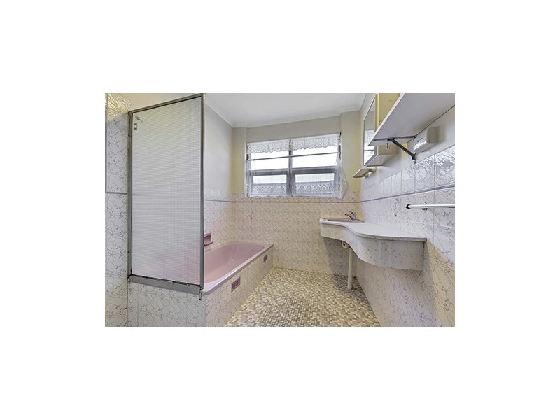 9A Pemberton St, Oaklands Park SA 5046