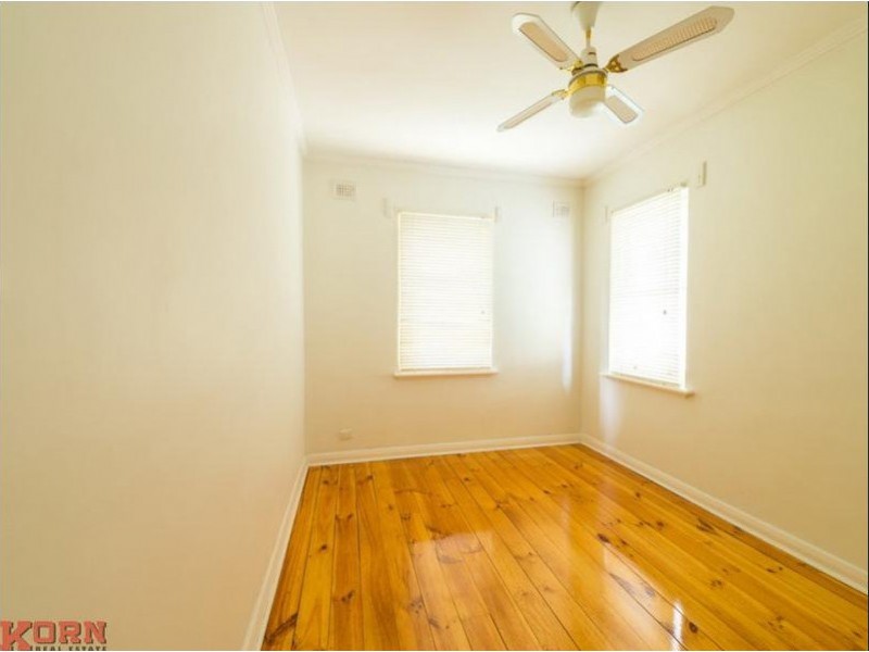 81 Pine Ave, Glenelg North SA 5045