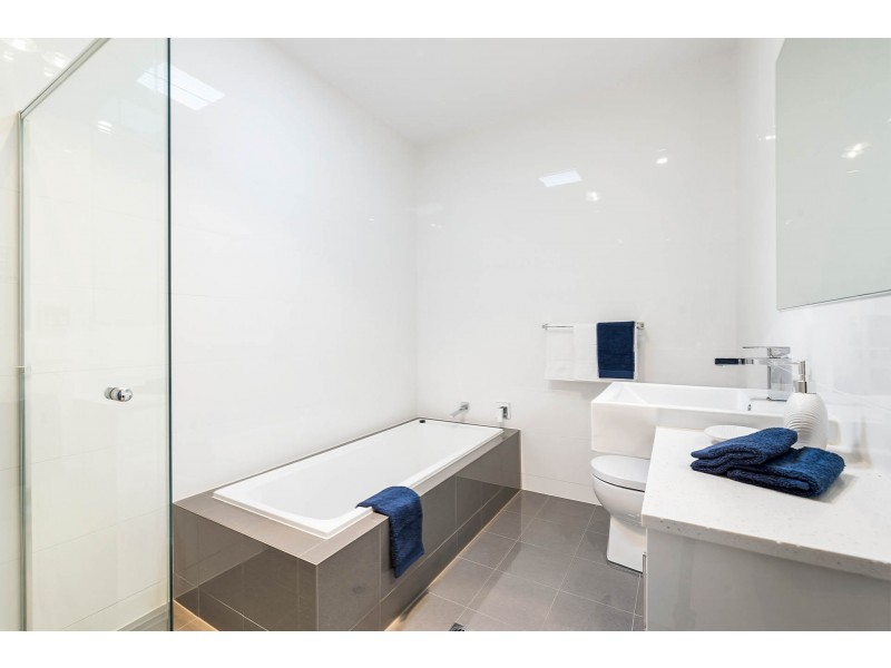 6A Jacaranda Grove, Oaklands Park SA 5046