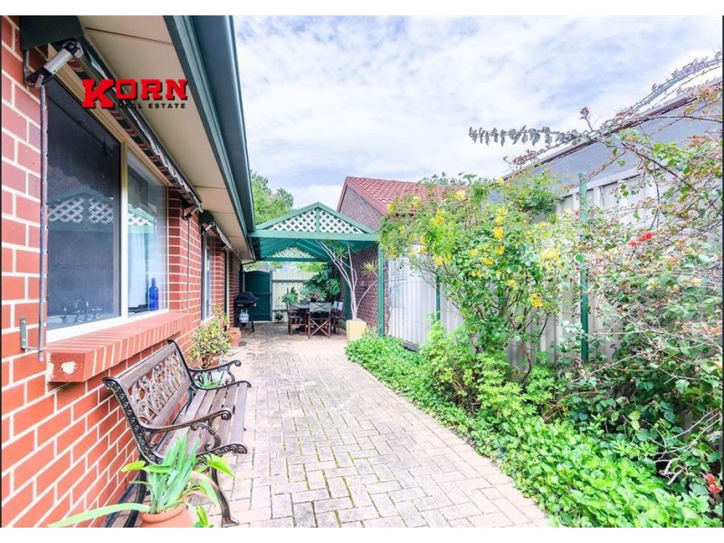 4 Field Street, Oakden SA 5086