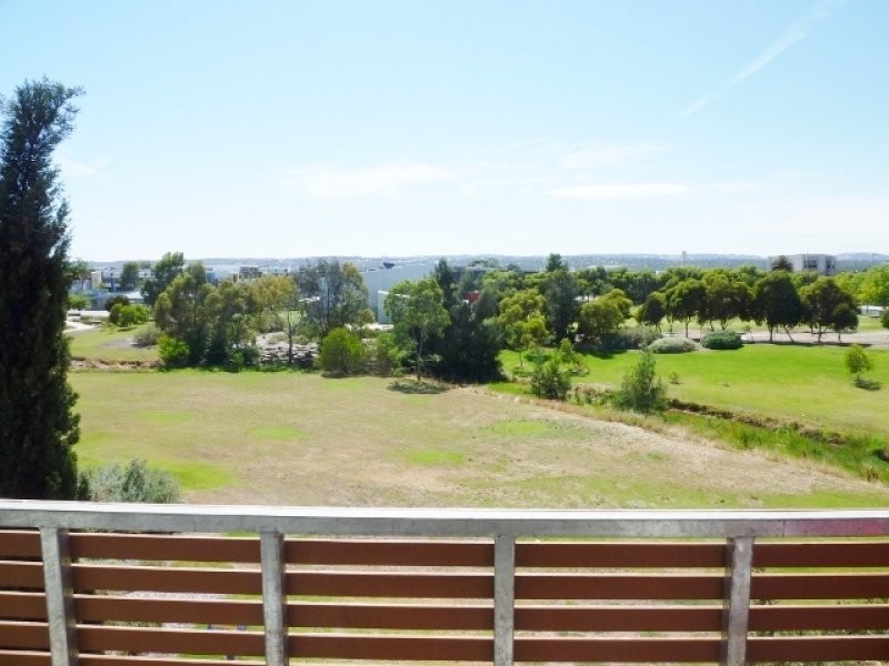 36/9-13 Yates Street, Mawson Lakes SA 5095