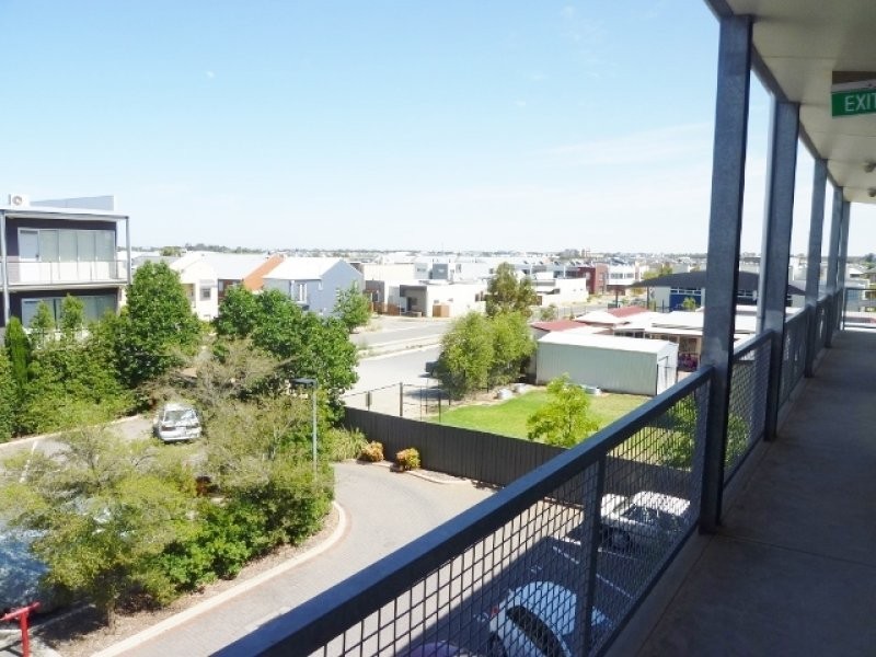 36/9-13 Yates Street, Mawson Lakes SA 5095