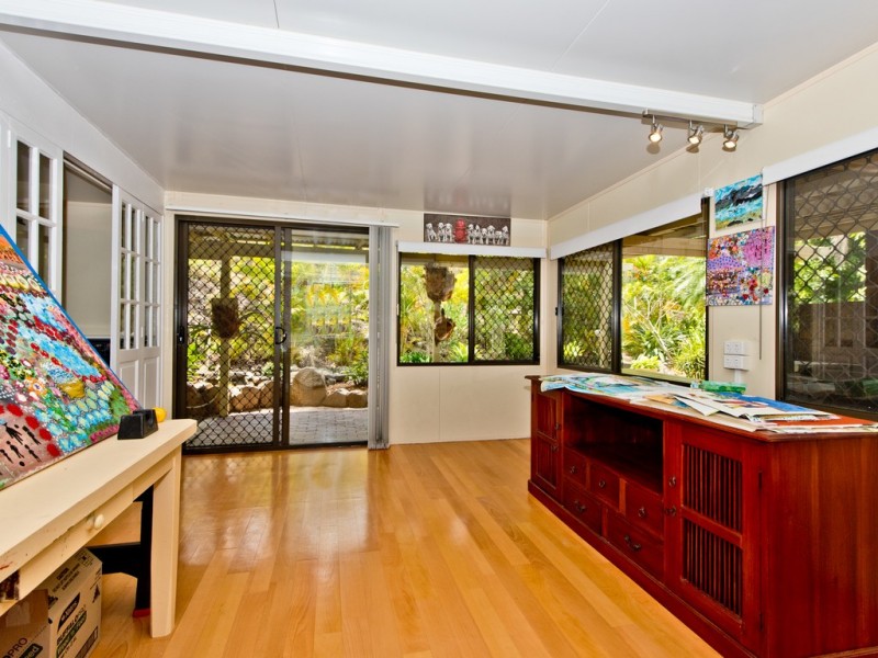 Eatons Hill QLD 4037