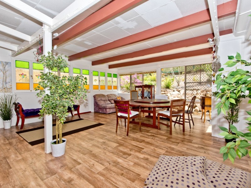 Eatons Hill QLD 4037