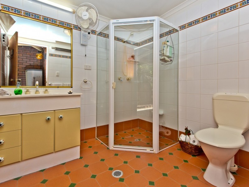 Eatons Hill QLD 4037