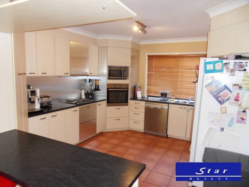 Eatons Hill QLD 4037