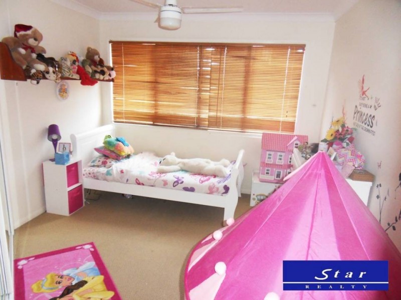 Eatons Hill QLD 4037