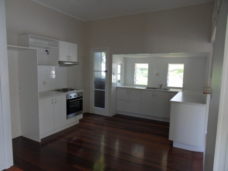 2/71 Corneilus Street, Clontarf QLD 4019