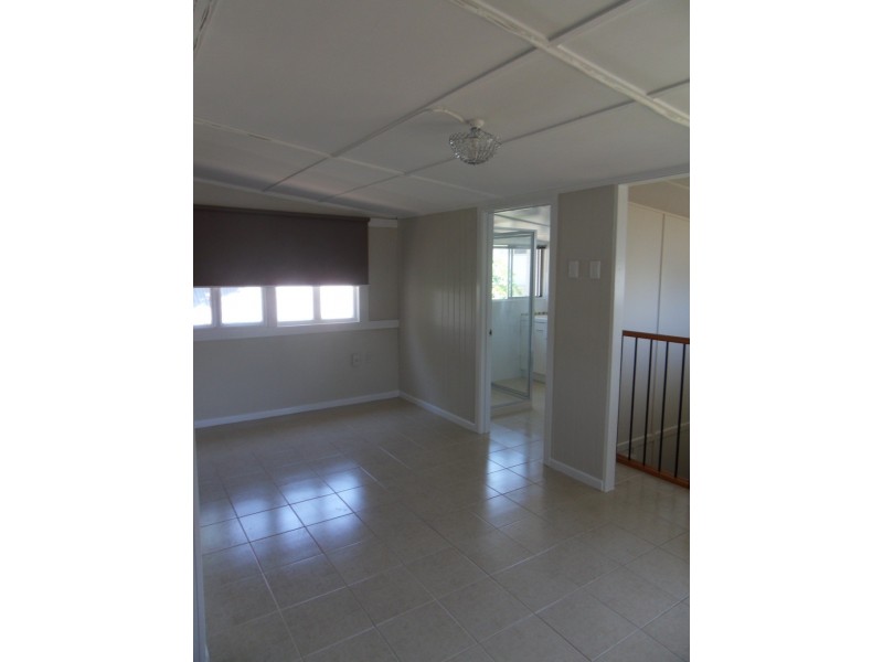 2/71 Corneilus Street, Clontarf QLD 4019