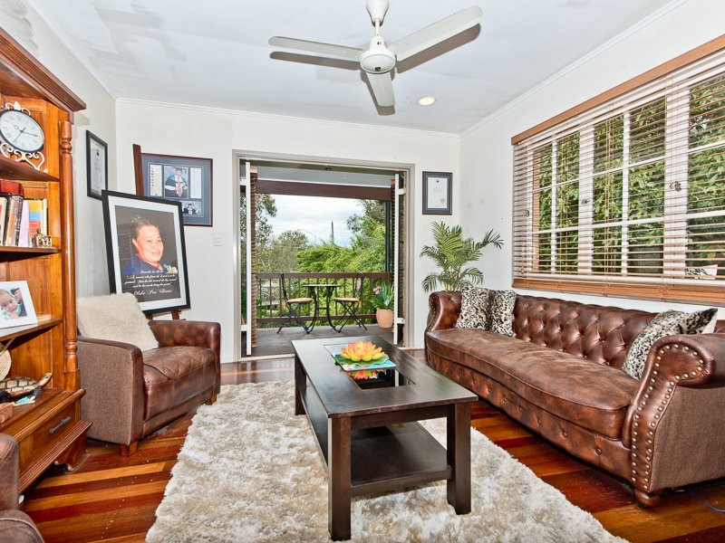 Eatons Hill QLD 4037