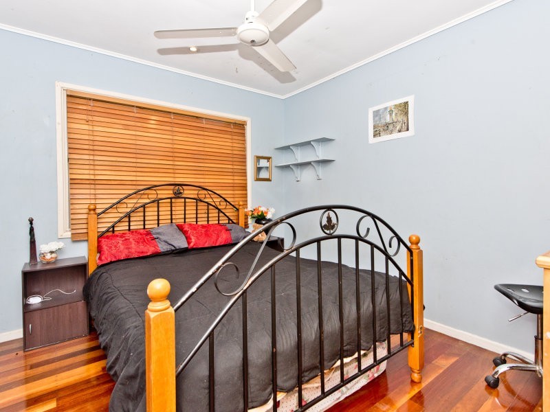 Eatons Hill QLD 4037