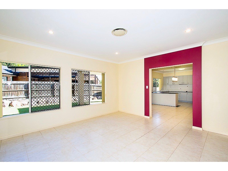 26 DiCaprio Circuit, Bridgeman Downs QLD 4035