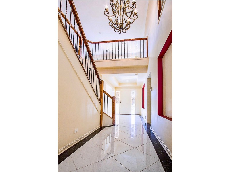 26 DiCaprio Circuit, Bridgeman Downs QLD 4035