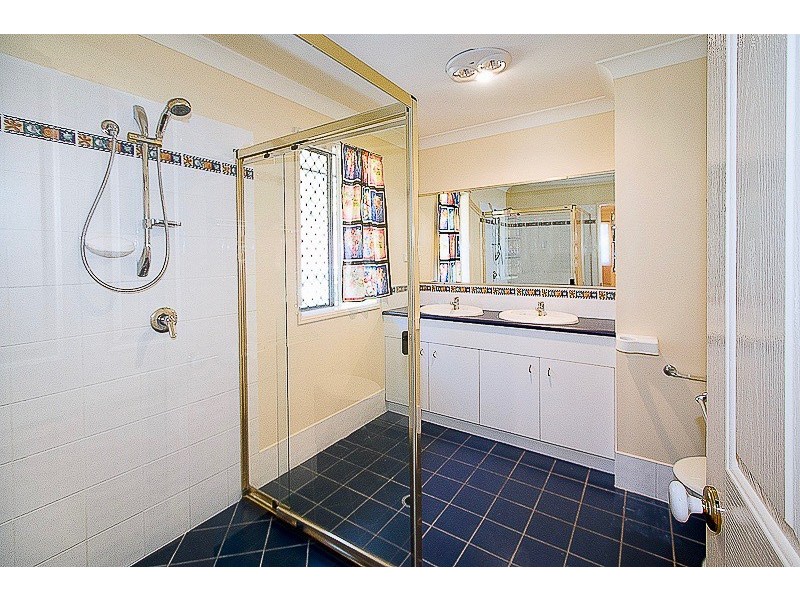 26 DiCaprio Circuit, Bridgeman Downs QLD 4035