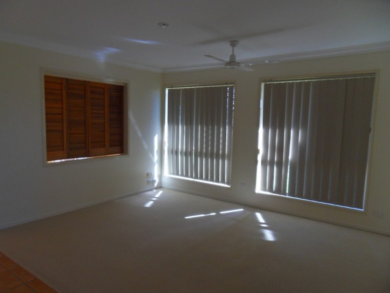 10 Barnard Crescent, Murrumba Downs QLD 4503