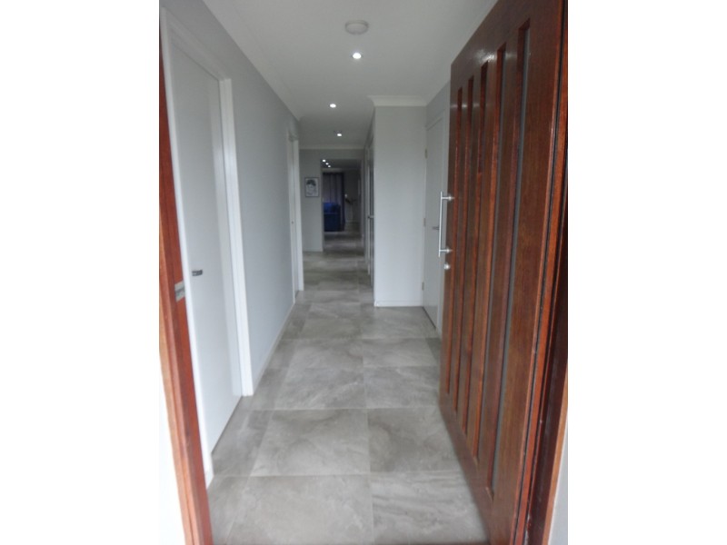 61 Chalk Circuit, North Lakes QLD 4509