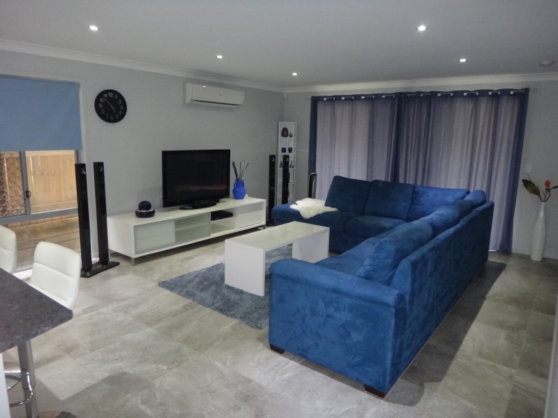 61 Chalk Circuit, North Lakes QLD 4509