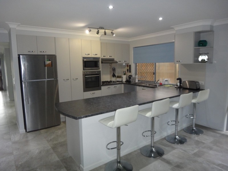 61 Chalk Circuit, North Lakes QLD 4509