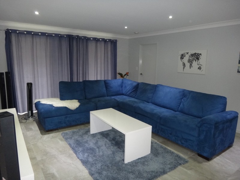 61 Chalk Circuit, North Lakes QLD 4509