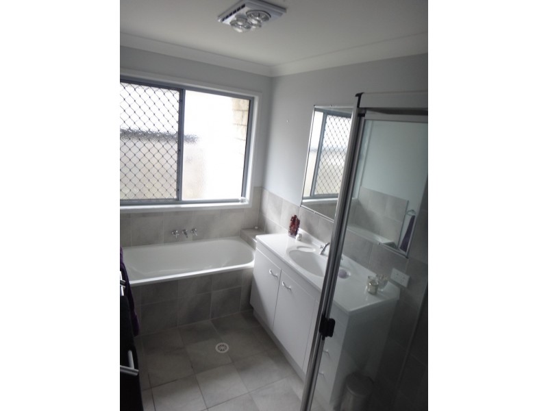 61 Chalk Circuit, North Lakes QLD 4509