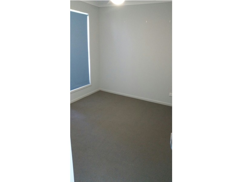 61 Chalk Circuit, North Lakes QLD 4509