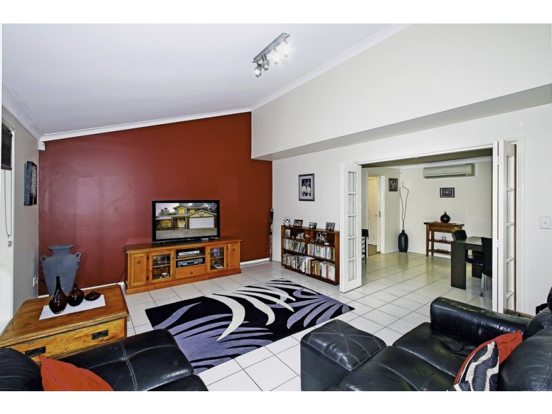 26 Peterson Place, Bridgeman Downs QLD 4035