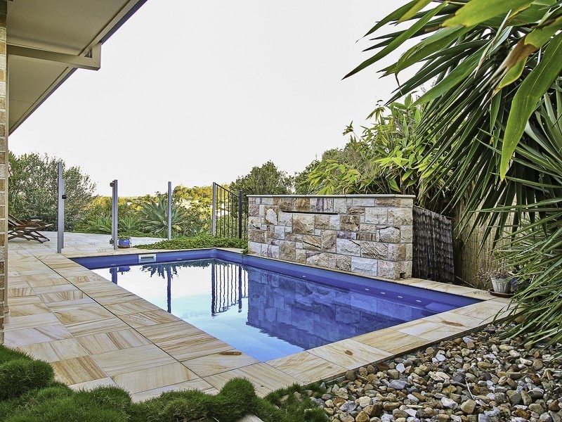 Eatons Hill QLD 4037