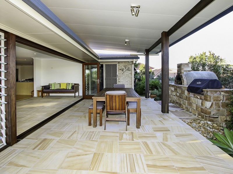 Eatons Hill QLD 4037