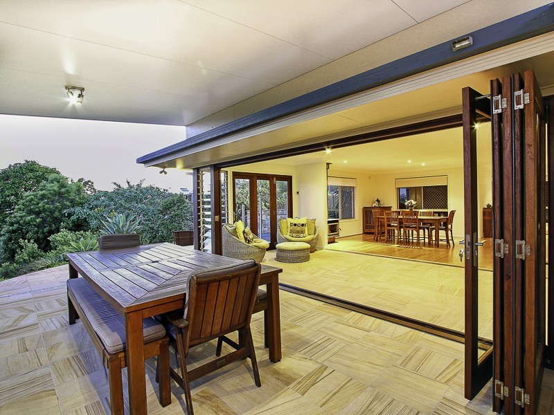 Eatons Hill QLD 4037