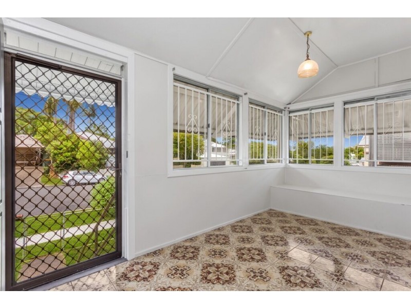 27 Isedale Street, Wooloowin QLD 4030