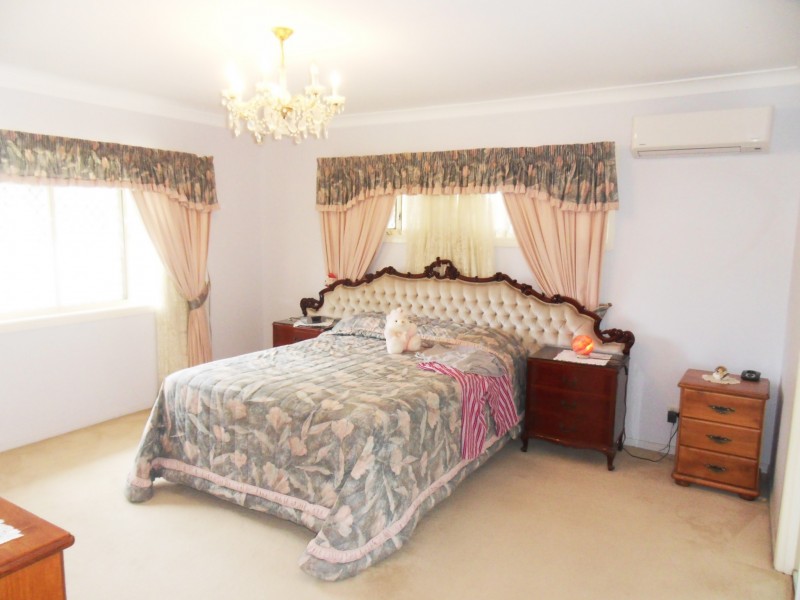 Bridgeman Downs QLD 4035