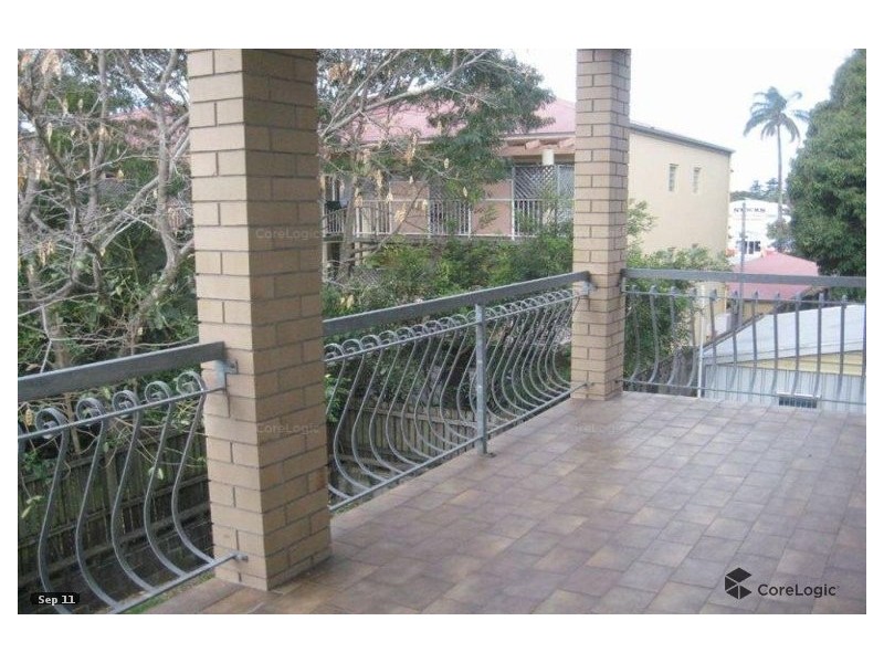 2/14 Collins Street, Clayfield QLD 4011