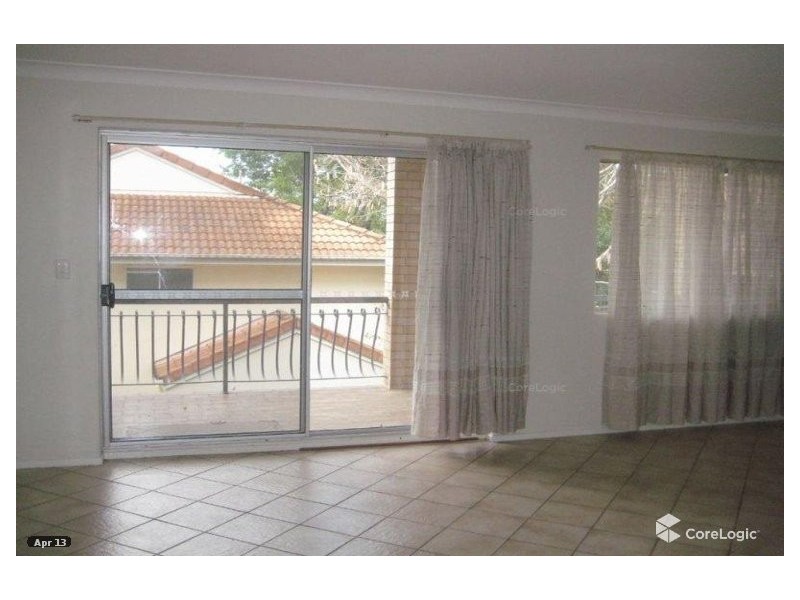 2/14 Collins Street, Clayfield QLD 4011