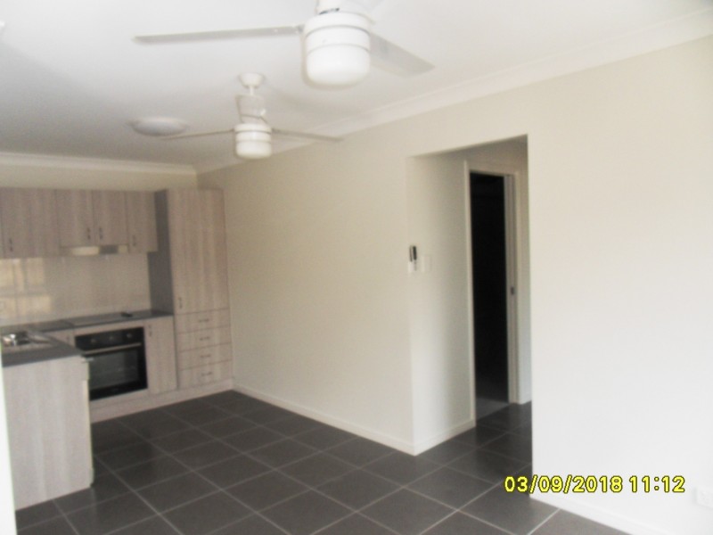 2/24 Bruce Baker Crescent, Crestmead QLD 4132