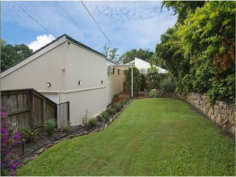 92 Bywong Street, Toowong QLD 4066