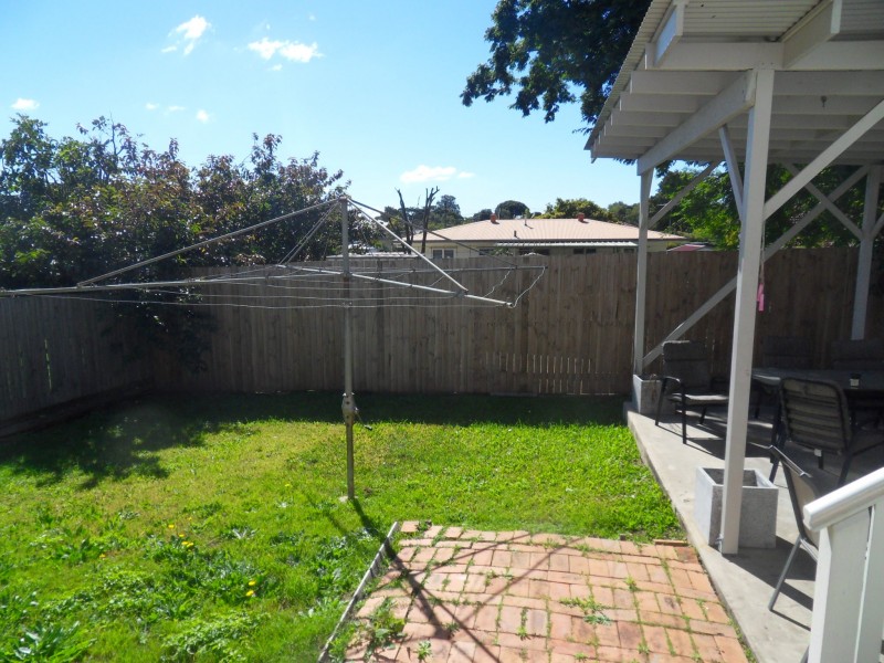 1/223 Hamilton Road, Wavell Heights QLD 4012