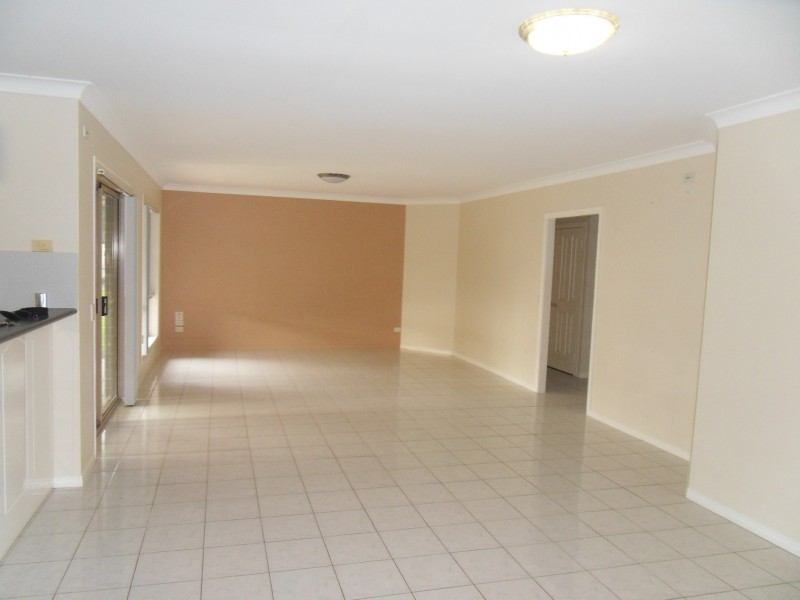 32 Bangalow Street, Bridgeman Downs QLD 4035