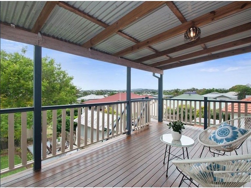 302 Rode Road, Wavell Heights QLD 4012