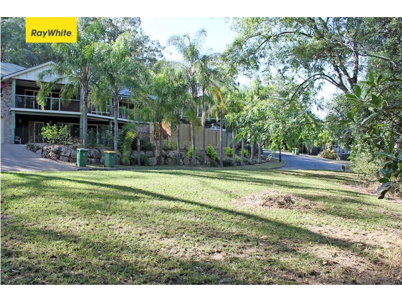 1 Ceratodus Court, Lawnton QLD 4501