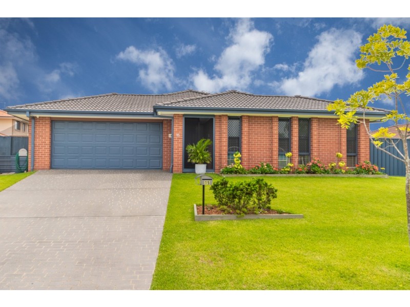 15 Almond Way, Bellmere QLD 4510