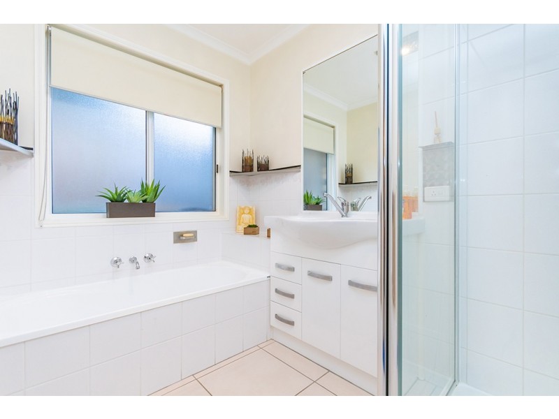 5 Yalbah Place, Narangba QLD 4504